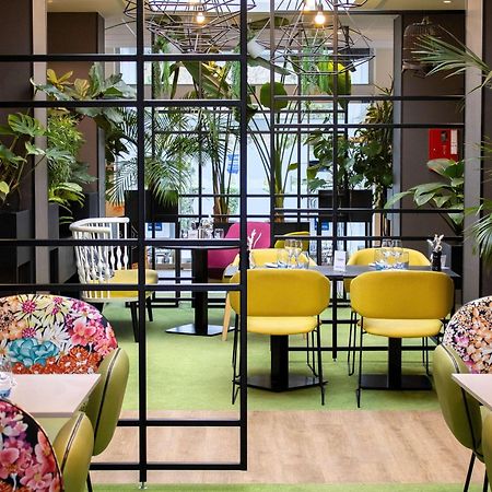 Hotel Novotel Evry Courcouronnes Eksteriør bilde