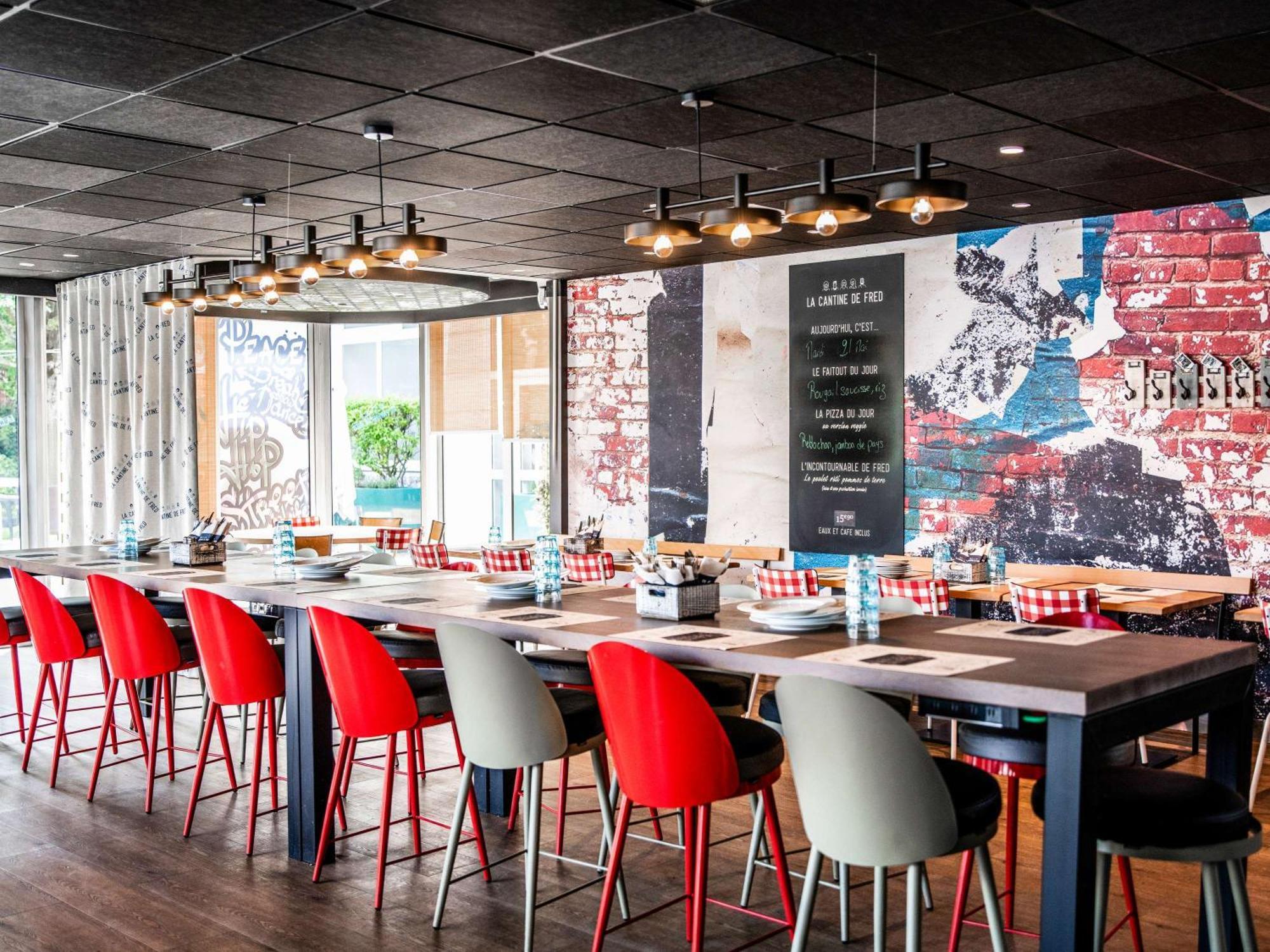 Hotel Novotel Evry Courcouronnes Eksteriør bilde