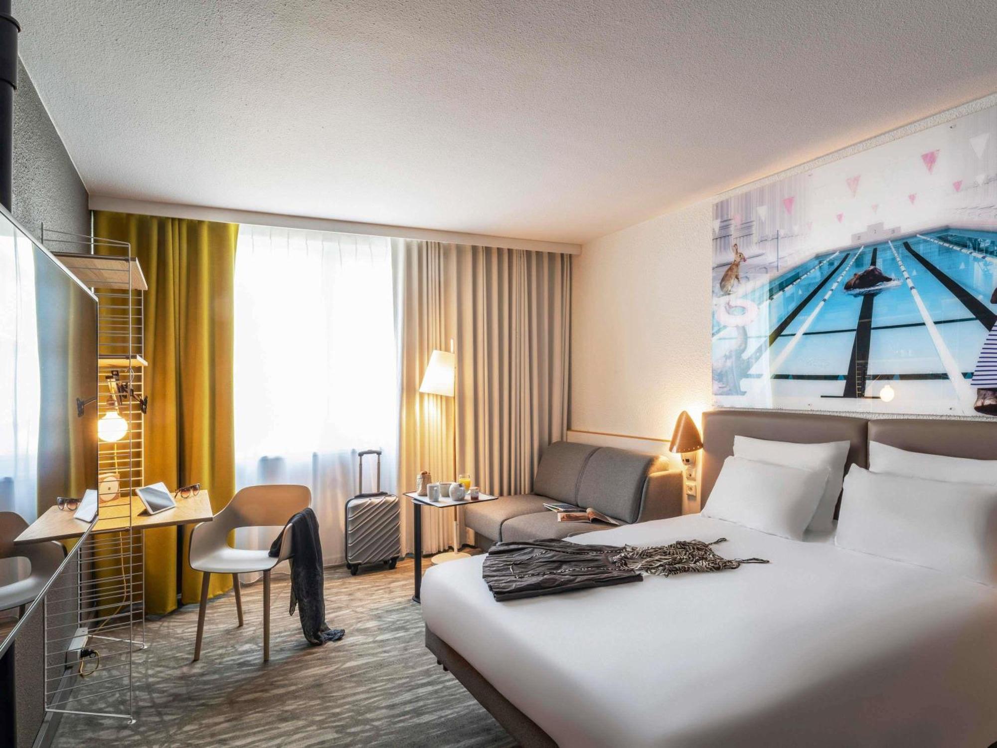 Hotel Novotel Evry Courcouronnes Eksteriør bilde